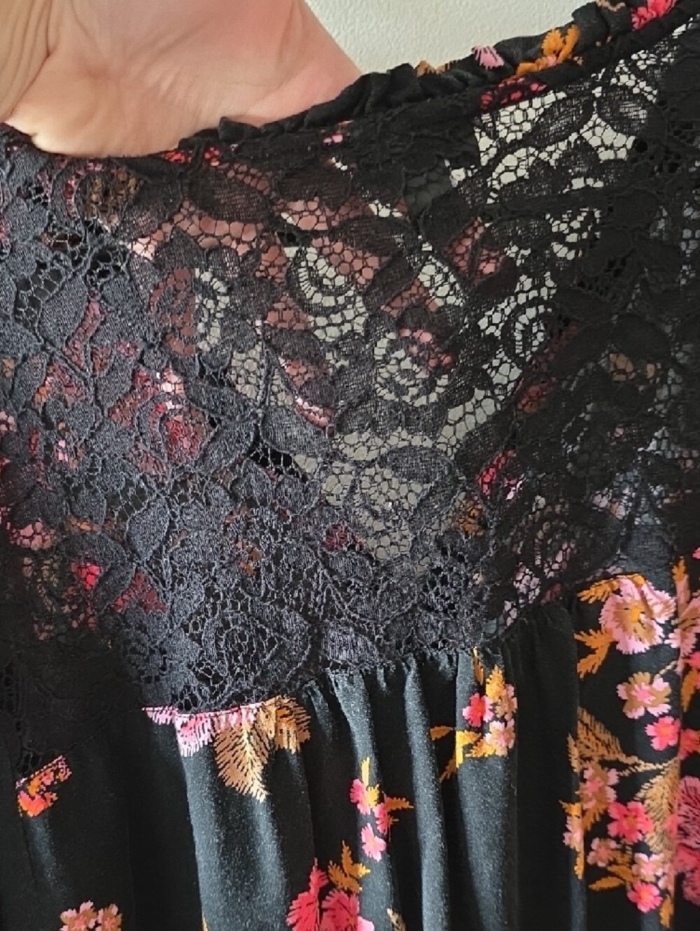 Torrid Black Lace Dress with Pink & Gold Floral Trim - Picture 6 of 6